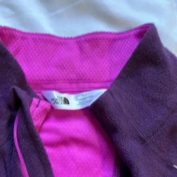 North Face two tone purple fleece zip up  jacket size medium - Picture 5 of 6